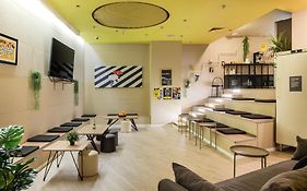Design Hostel Goli&Bosi